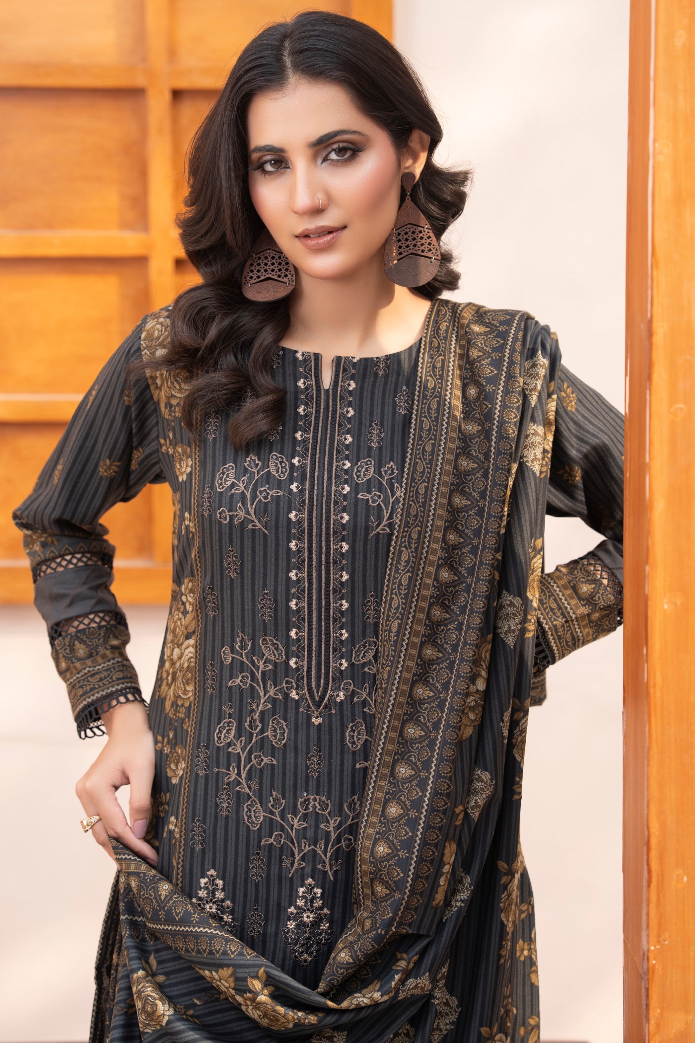 Pakistani Embroidered Gray Dhanak Suit for Women – Winter Designer Collection