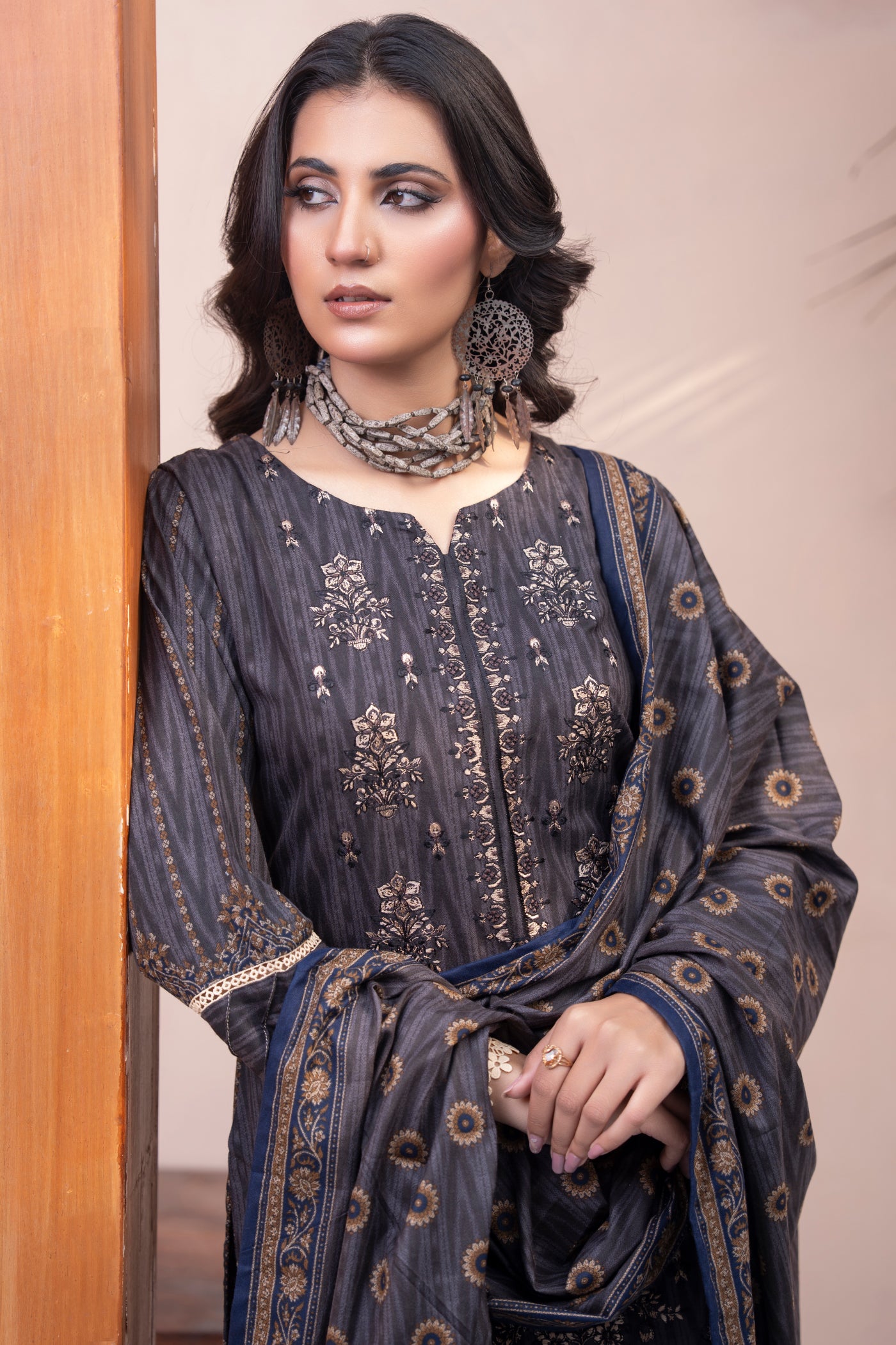 Pakistani Embroidered Gray Dhanak Suit for Women – Winter Designer Collection