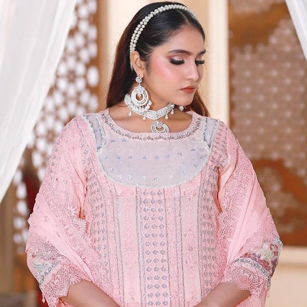 Readymade Fancy Pakistani Ladies Suits Formal (43)