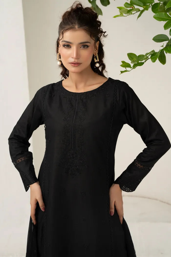 Baroque Embroidered Lawn 1468 Black