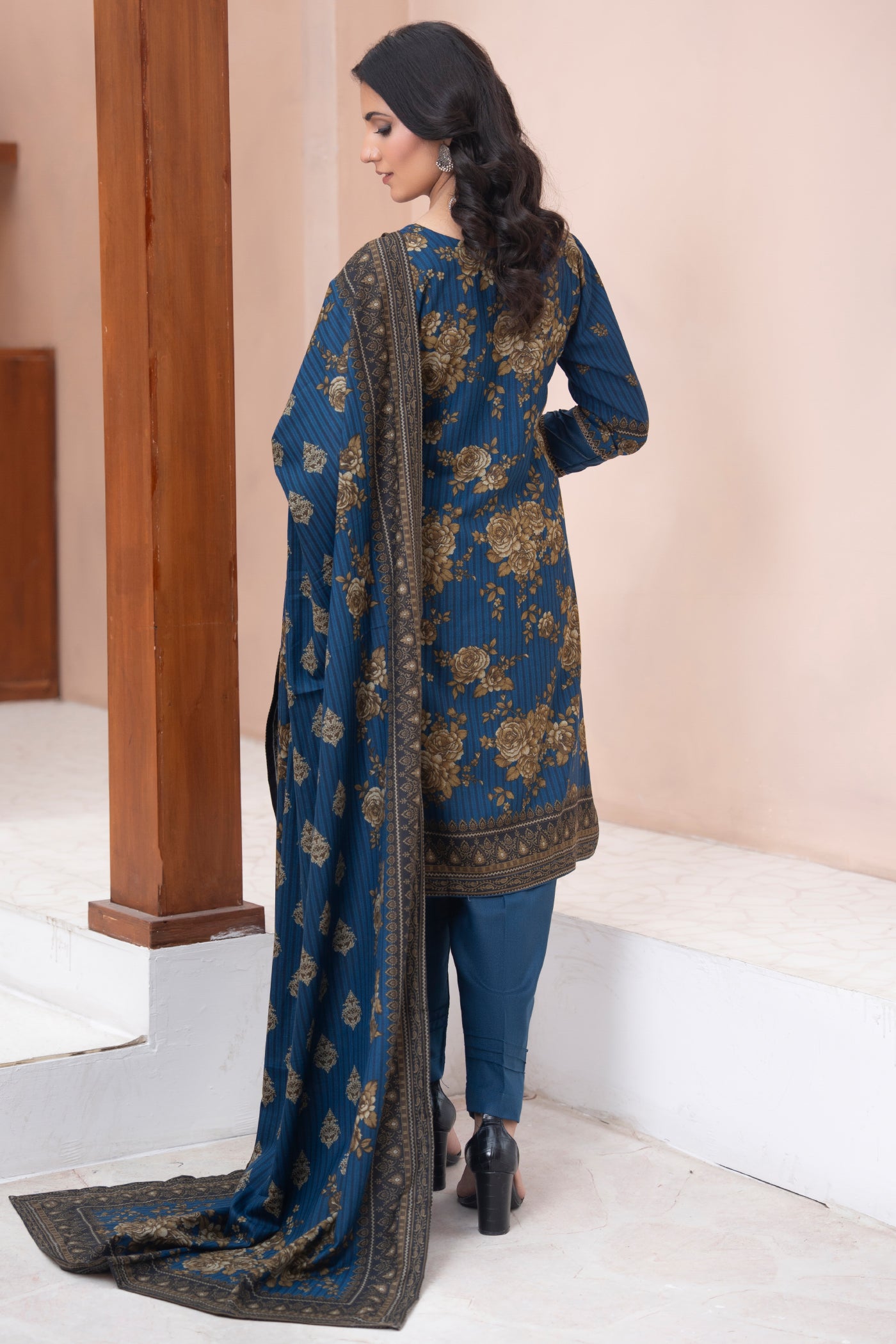 Pakistani Embroidered Navy Blue Dhanak Suit for Women – Winter Designer Collection