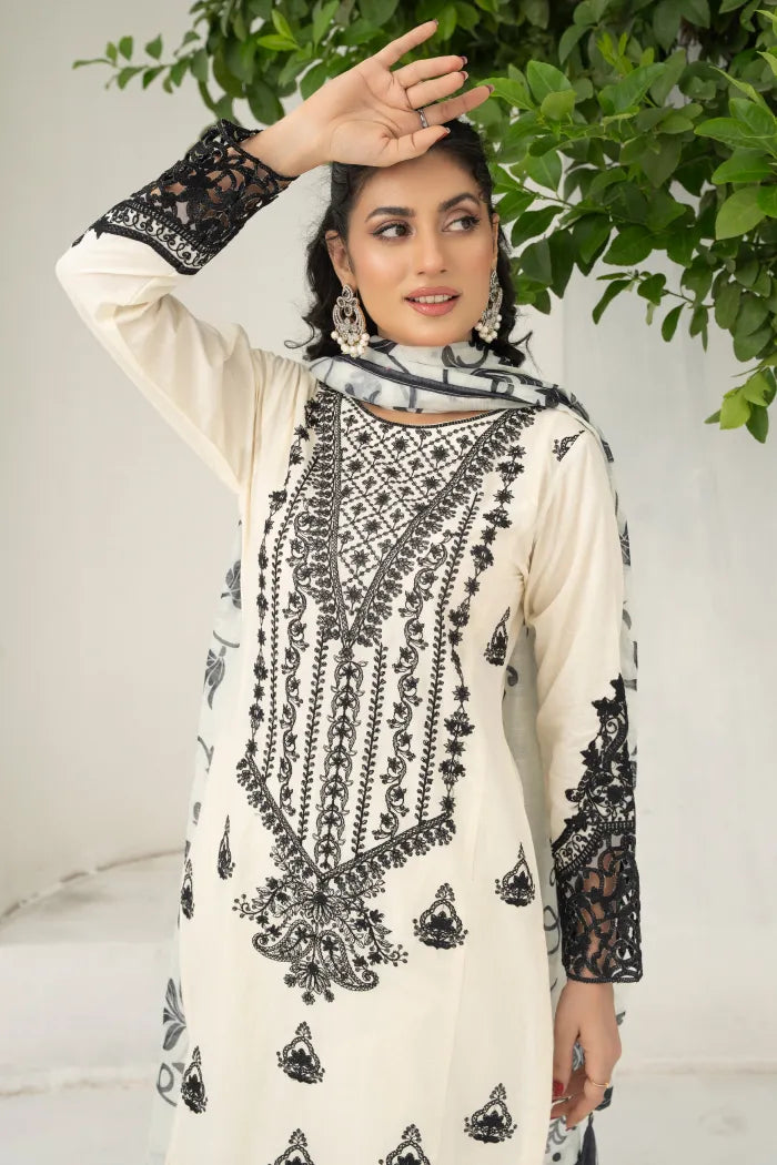 Baroque Leaser Cut Embroidered Lawn 1468 Offwhite