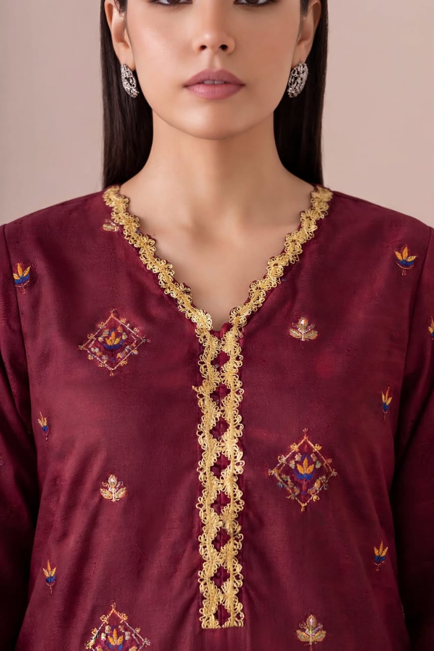 Pakistani Women's Casual Wear 3 pc Suit Linen Marron| 1500 | Designer Rack