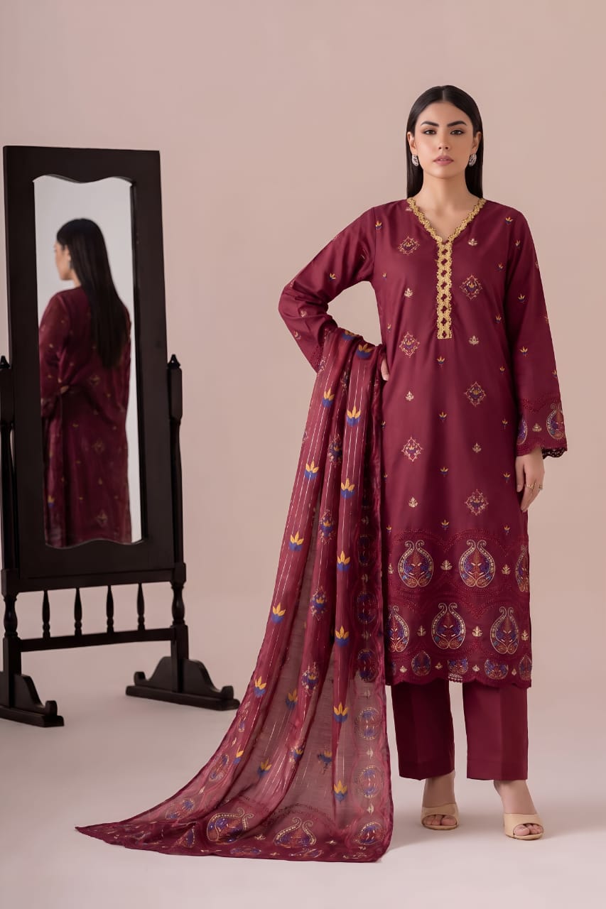 Pakistani Women's Casual Wear 3 pc Suit Linen Marron| 1500 | Designer Rack