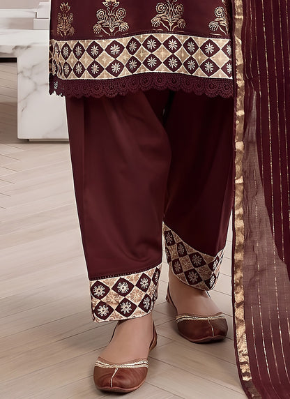 Pakistani Women's Casual Wear 3 pc Suit Cambric Cotton Marron| 1501 | Designer Rack